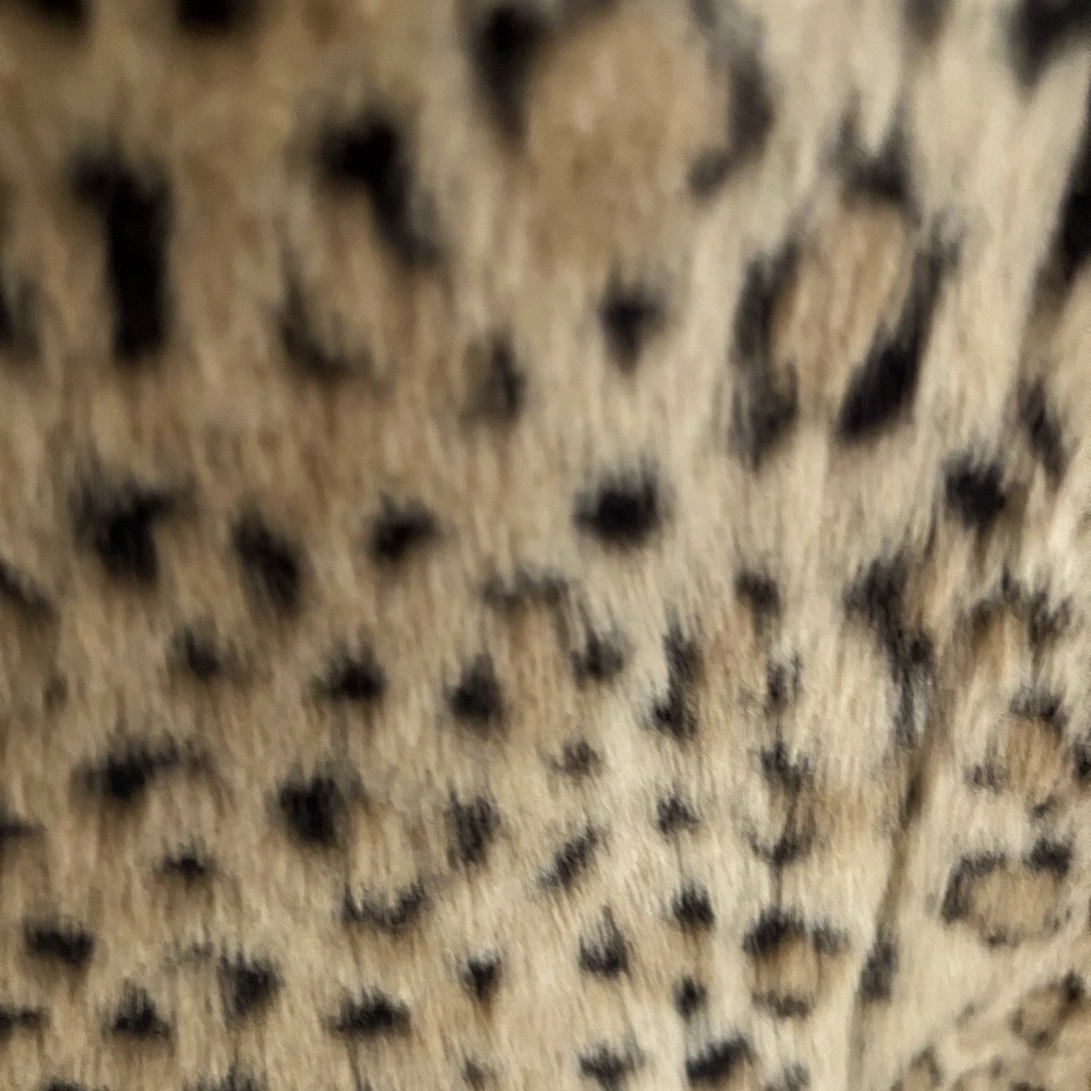 Kristen Blake Animal Print Faux Fur Vest - Picture 7 of 8
